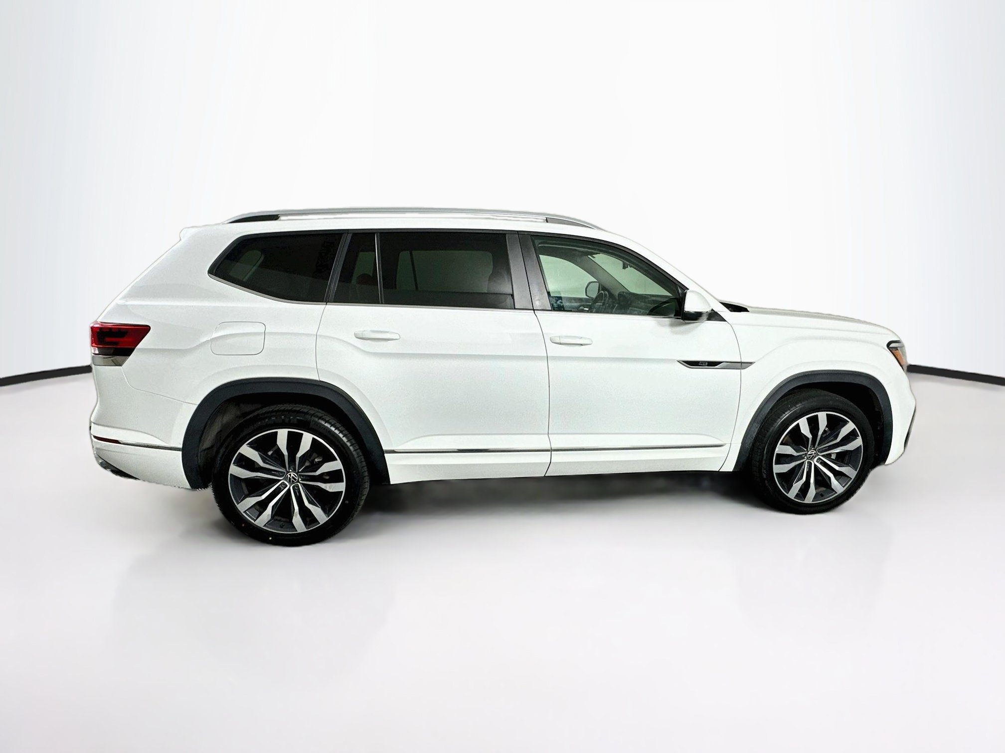 Used 2021 Volkswagen Atlas SEL R-Line FWD image 10