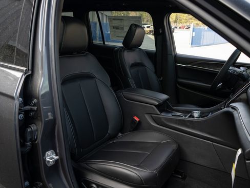 New 2025 Jeep Grand Cherokee L Limited AWD/4WD image 24