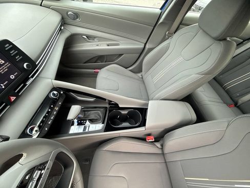 New 2026 Hyundai Elantra SEL Sport Premium FWD image 32