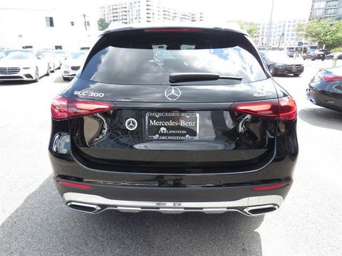 Used 2026 Mercedes-Benz GLC 300 4MATIC image 3