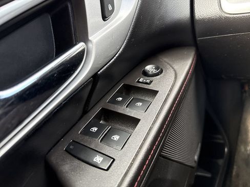 Used 2015 GMC Terrain SLE w/ Safety Package AWD/4WD image 24