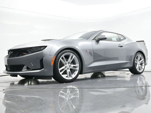 Used 2019 Chevrolet Camaro LT w/ RS Package image 41