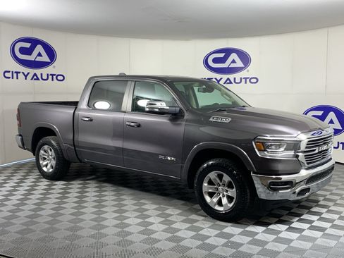 Used 2019 RAM 1500 Laramie AWD/4WD image 1