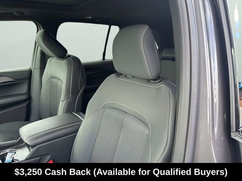 New 2025 Jeep Grand Cherokee Laredo X w/ Luxury Tech Group I RWD image 27