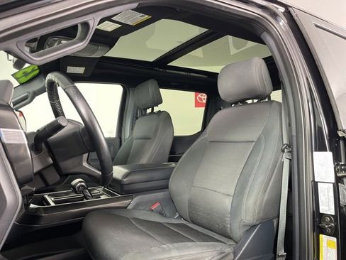 Used 2021 Ford F150 XLT w/ Equipment Group 302A High image 4