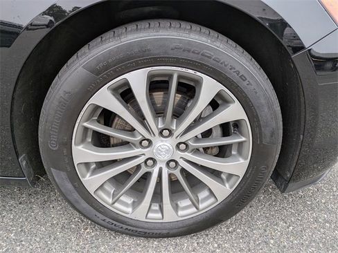 Used 2019 Buick LaCrosse Essence w/ Sun and Shade Package image 9
