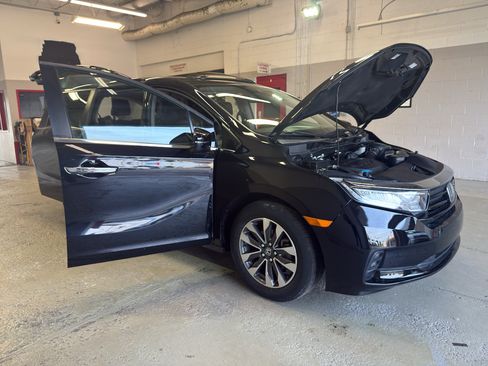Used 2021 Honda Odyssey EX-L image 9