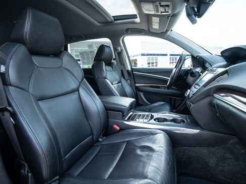 Certified 2018 Acura MDX SH-AWD w/ Technology Package image 16