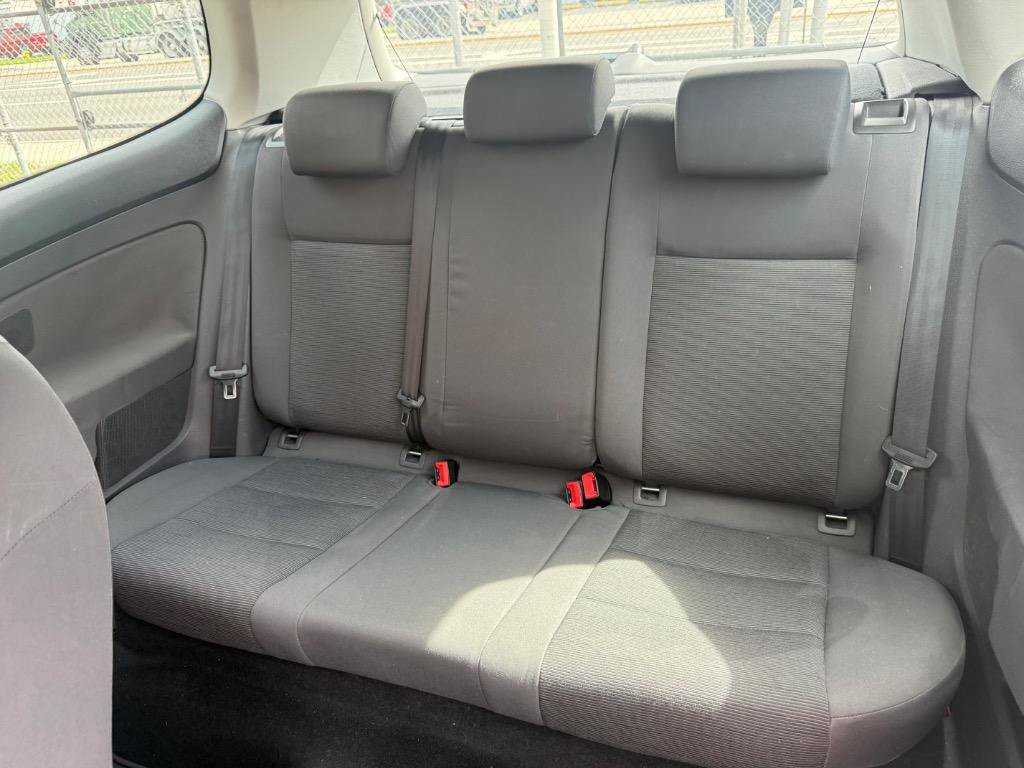 Used 2008 Volkswagen Rabbit S FWD image 15