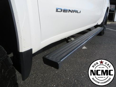 Used 2020 GMC Sierra 1500 Denali w/ Denali Ultimate Package image 12