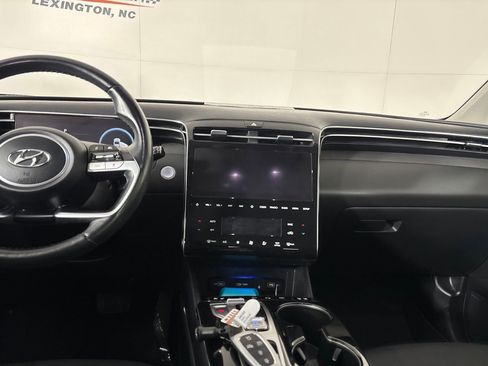 Used 2022 Hyundai Tucson Limited AWD/4WD image 21