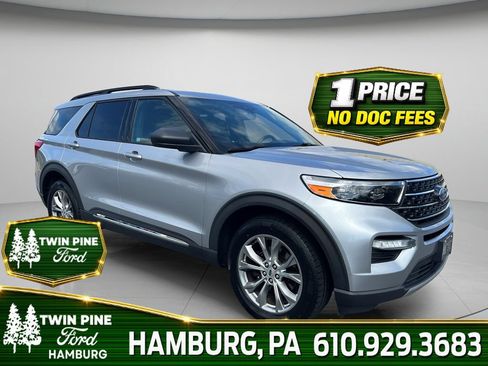 Used 2020 Ford Explorer XLT w/ Equipment Group 202A AWD/4WD image 1