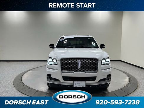 Certified 2023 Lincoln Navigator L Reserve AWD/4WD image 3