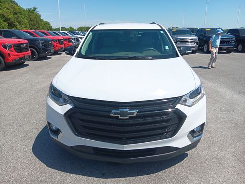 Used 2020 Chevrolet Traverse LT w/ LT Premium Package FWD image 7