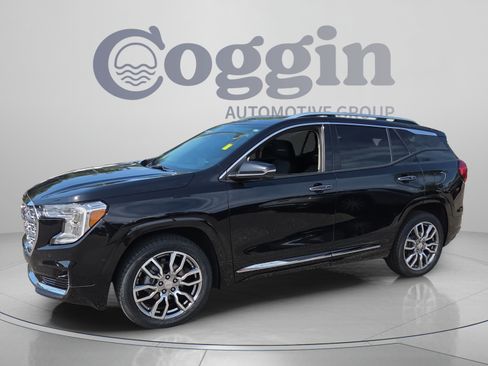 Certified 2024 GMC Terrain Denali w/ Denali Premium Package AWD/4WD image 1