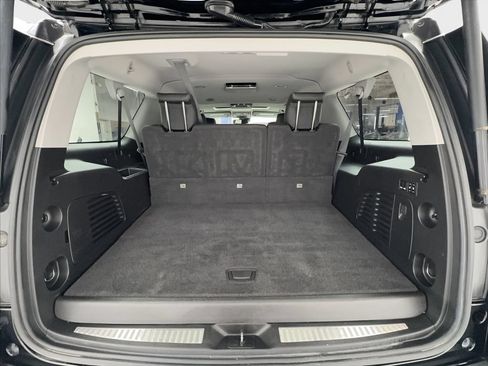 Used 2019 GMC Yukon XL Denali w/ Denali Ultimate Package RWD image 16