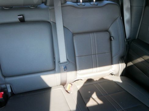 Used 2024 Chevrolet Silverado 1500 High Country w/ High Country Premium Package AWD/4WD image 14