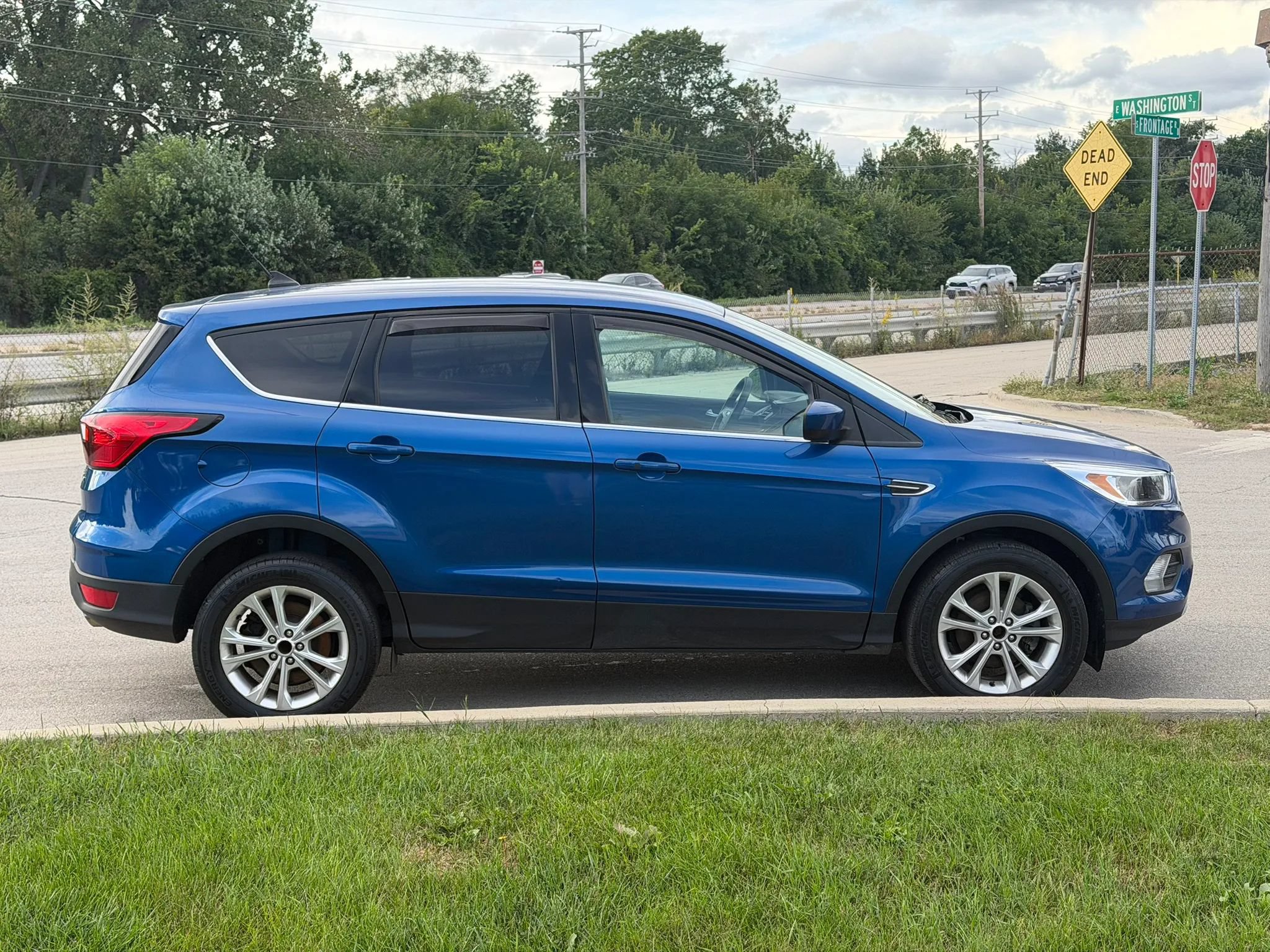 Used 2019 Ford Escape SE FWD image 6