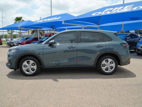 Used 2025 Honda HR-V LX image 8