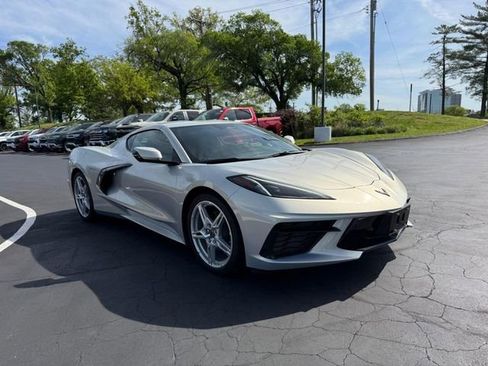 Used 2024 Chevrolet Corvette Stingray Preferred Cpe w/ 2LT RWD image 8