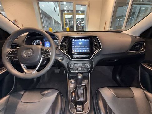 Used 2022 Jeep Cherokee Limited image 15