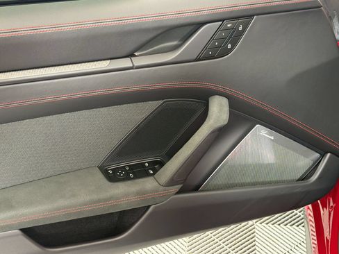 Certified 2025 Porsche 911 Targa 4 GTS AWD/4WD image 16