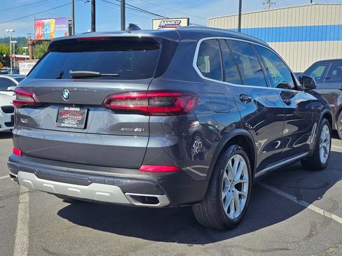 Used 2021 BMW X5 xDrive40i AWD/4WD image 5