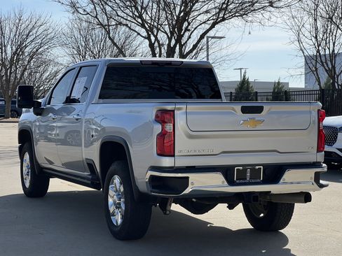 Used 2023 Chevrolet Silverado 2500 LTZ w/ LTZ Premium Package image 7