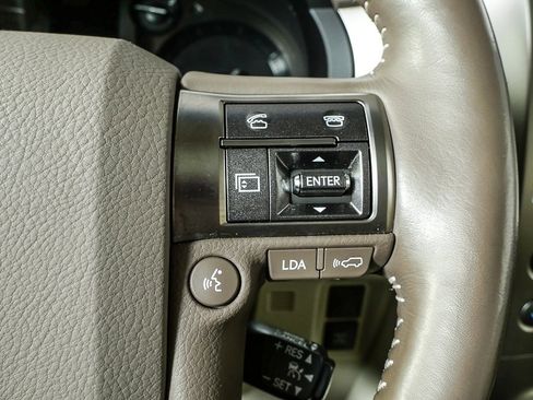 Used 2018 Lexus GX 460 Luxury image 11