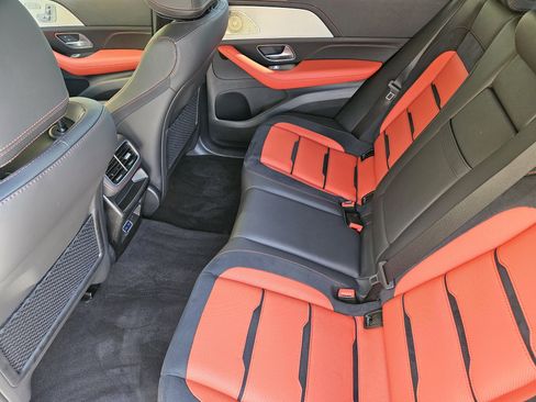 Certified 2025 Mercedes-Benz GLE 53 AMG 4MATIC image 29