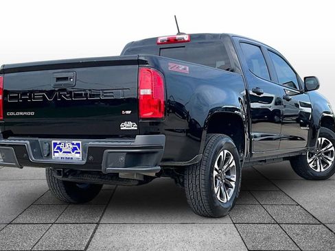 Used 2021 Chevrolet Colorado Z71 w/ Safety Package RWD image 13
