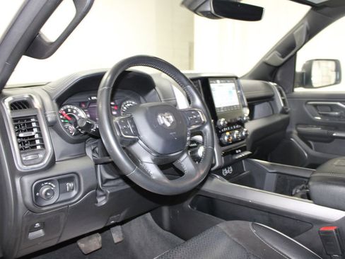 Used 2024 RAM 1500 Laramie image 18