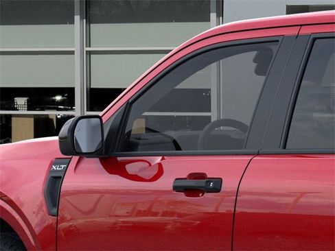 New 2025 Ford Maverick XLT w/ XLT Luxury Package image 21