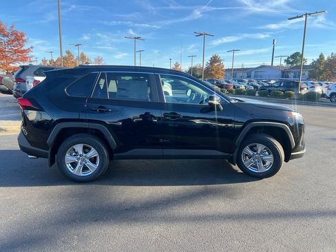 New 2025 Toyota RAV4 XLE image 5