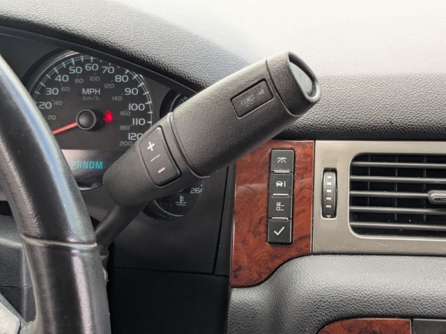 Used 2011 Chevrolet Tahoe LS w/ Convenience Package RWD image 11