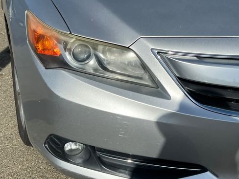Used 2013 Acura ILX Hybrid w/ Technology Package FWD image 14