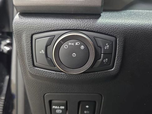 Used 2019 Ford F150 Raptor w/ Equipment Group 802A Luxury AWD/4WD image 25
