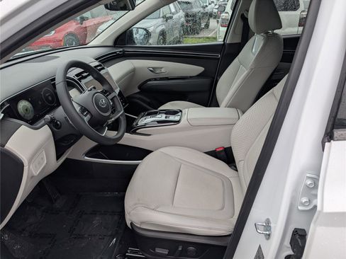 Used 2022 Hyundai Tucson Limited AWD/4WD image 14