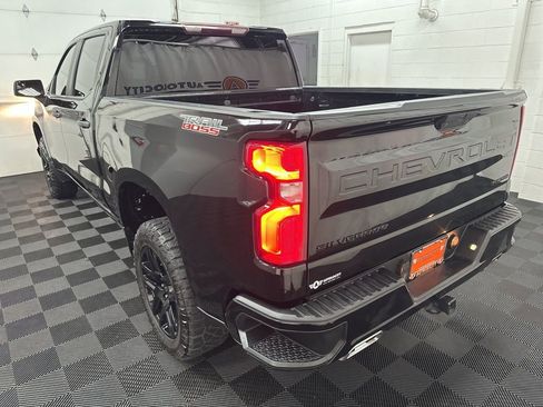 Used 2021 Chevrolet Silverado 1500 Custom Trail Boss w/ LPO, Dark Essentials Package AWD/4WD image 7