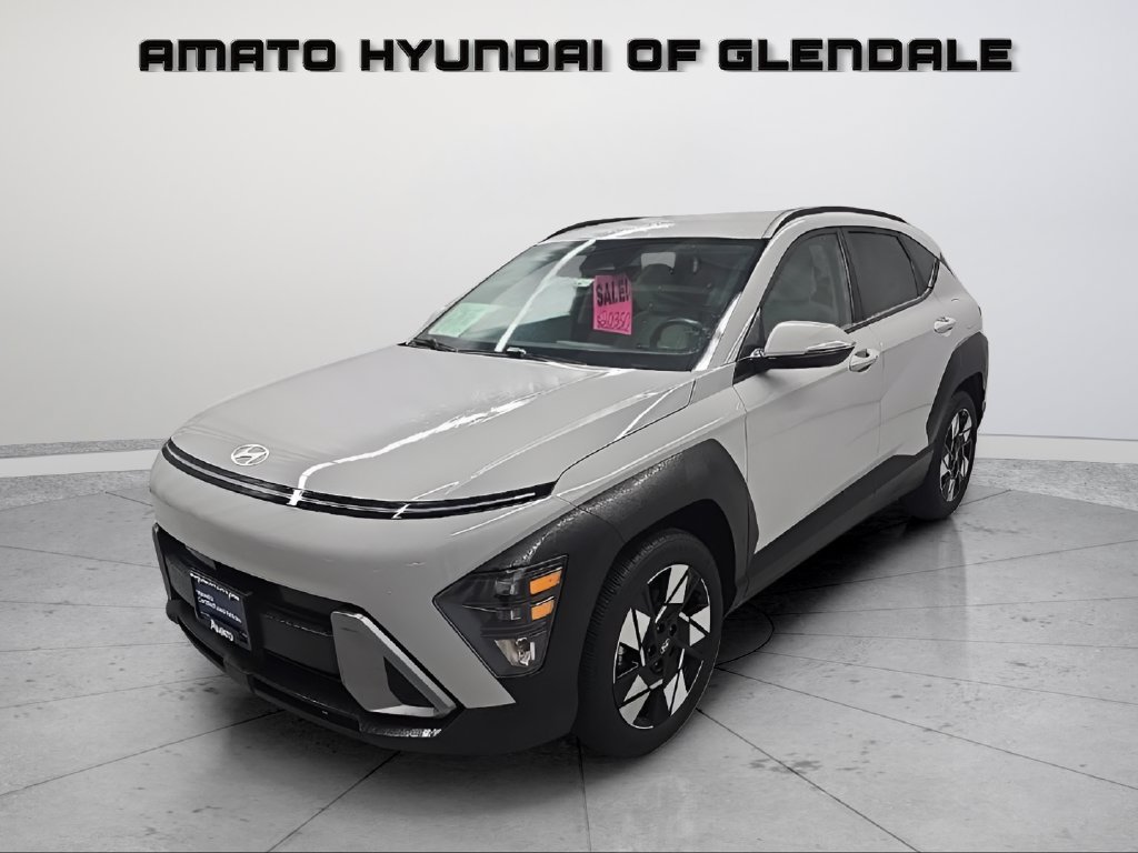 Certified 2025 Hyundai Kona SEL FWD image 1