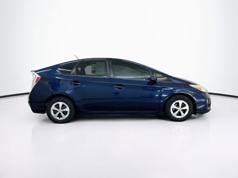 Used 2013 Toyota Prius Two FWD image 10