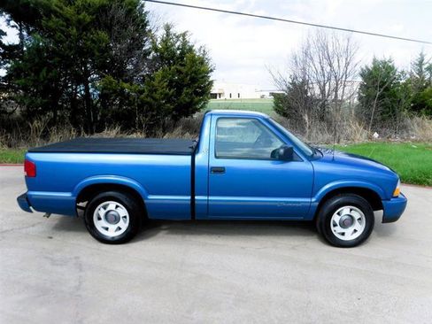 Used 1999 GMC Sonoma SLS w/ Convenience Group image 4