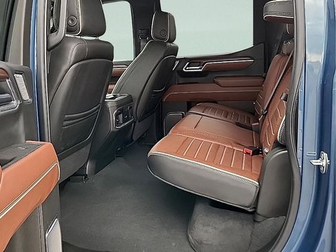 Used 2025 GMC Sierra 1500 Denali Ultimate AWD/4WD image 12