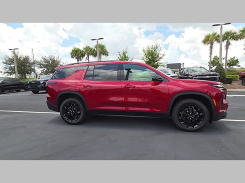 New 2026 Chevrolet Traverse LT w/ Midnight/Sport Edition FWD image 16