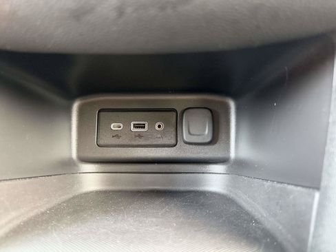 Used 2023 Chevrolet Equinox RS AWD/4WD image 22