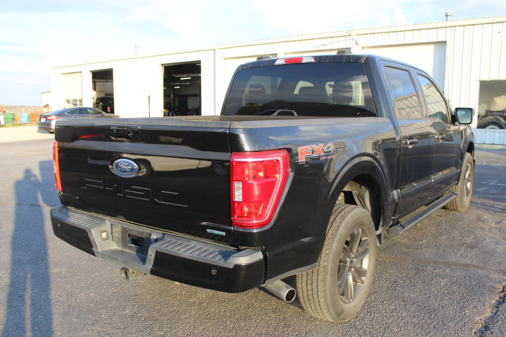 Used 2022 Ford F150 XLT w/ Equipment Group 302A High AWD/4WD image 6