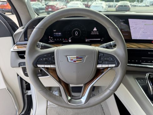 Used 2021 Cadillac Escalade ESV Premium Luxury Platinum RWD image 10