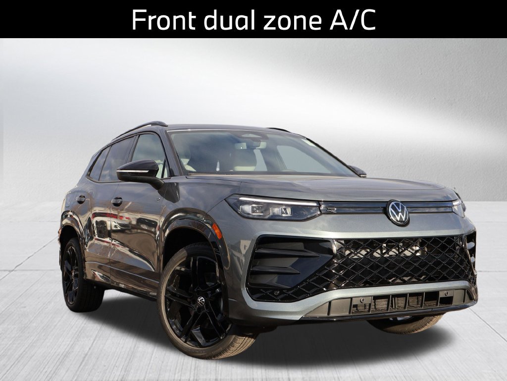 Certified 2026 Volkswagen Tiguan SE R-Line AWD/4WD image 3