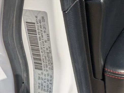 Used 2017 Jeep Cherokee Trailhawk image 24