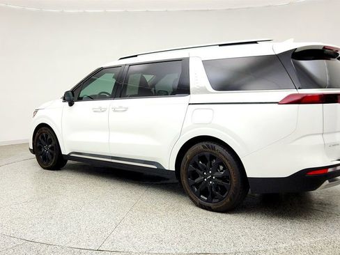 Used 2024 Kia Carnival SX Prestige FWD image 7